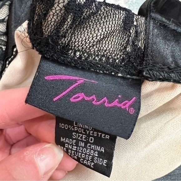 Torrid Sheath Dress Womens Black Floral Stretch Scoop Neck Sleeveless Lace Zip L - Picture 9 of 9